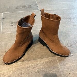 Paul Green Suede Wedge Boots Size 8.5